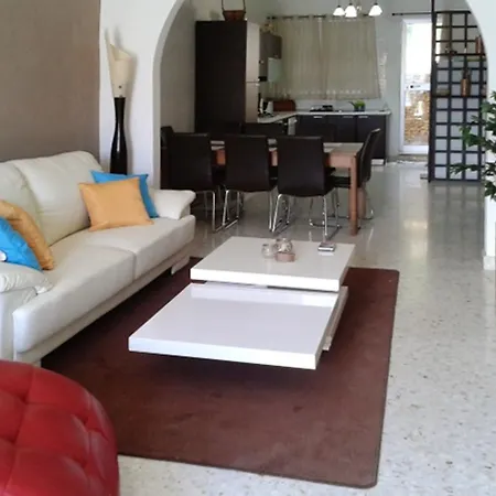 Holiday Dawret In-nawfragju * Σεντ Πόλς Μπέι